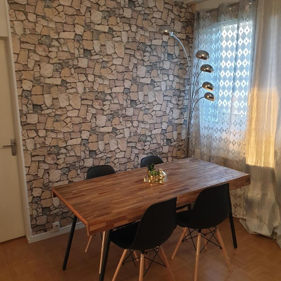 Ferienwohnung Lumiere Cholet Exterior foto